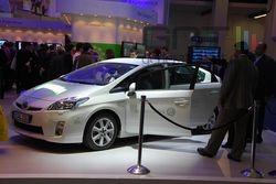 MWC LTE Connected Car 02