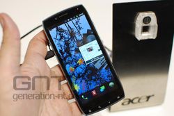 Acer Iconia Smart 06