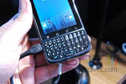 Motorola Pro 01