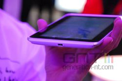 HTC Flyer 02