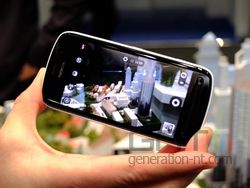 Nokia 808 PureView 02