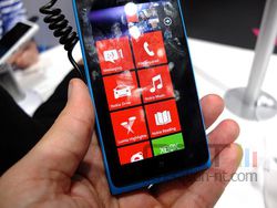 Nokia Lumia 900 01