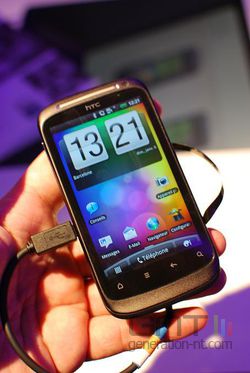 HTC desire S 03