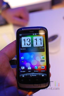 HTC Desire S 01