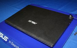 Asus U47 fermé