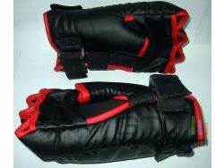 Boxing glove small