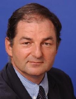fnac pdg  denis olivennes.jpg
