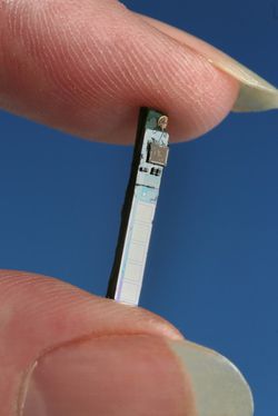 Actualités sur la puce sous-cutanée et RFID - Page 35 Implant-test-sanguin_00FA000001384532