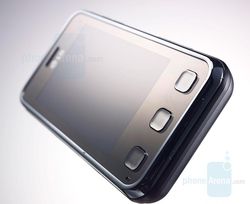 LG KC910 02