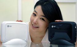 LG XG1 Chic 1