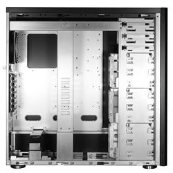 Lian Li PC-A77F int&eacute;rieur