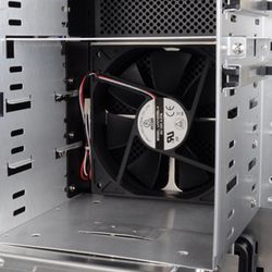 Lian Li PC-B10 4