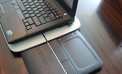 Logitech Touch Lapdesk N600 - 2
