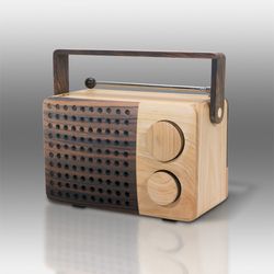 Magno Wooden Radio