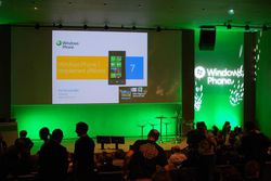 MIcrosoft Windows Phone 7 Conf 01