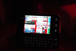 Motorola Dext Motoblur 07