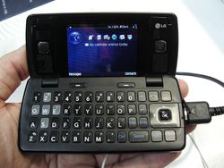 MWC 2008 LG KT610 02