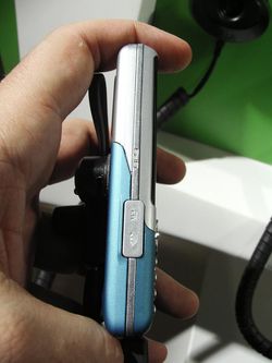 MWC 2008 Sony Ericsson C702 02