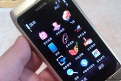 Nokia T7-00 6