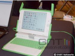 OLPC prototype B1 par Qantas novembre 2006