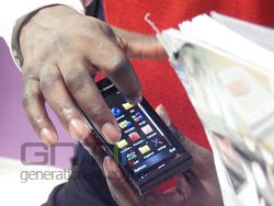 Sony Ericsson idou 02