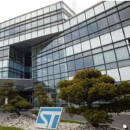 STMicroelectronics HQ logo pro