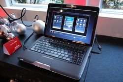 Toshiba U500 noir 01