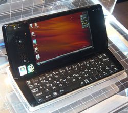 Willcom D4 01