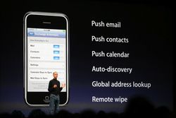 WWDC iPhone 01