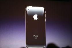 WWDC iPhone 03